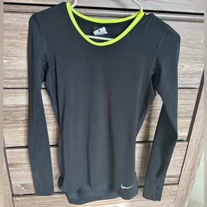 Nike Fitted Running Top size S